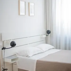  Apartament Dall Arca Smart Flat - Station Checkpoint